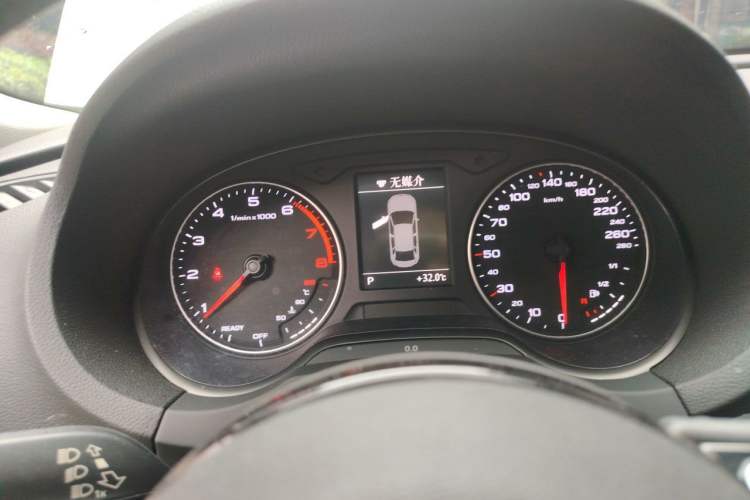 Used Audi A3 2016 Limousine 35 TFSI Ambition Edition Instrument Cluster