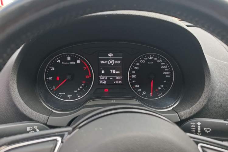 Used Audi A3 2016 Limousine 35 TFSI Prestige Edition Instrument Cluster