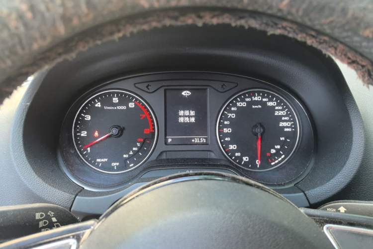 Used Audi A3 2016 Limousine 35 TFSI Ambition Edition Instrument Cluster
