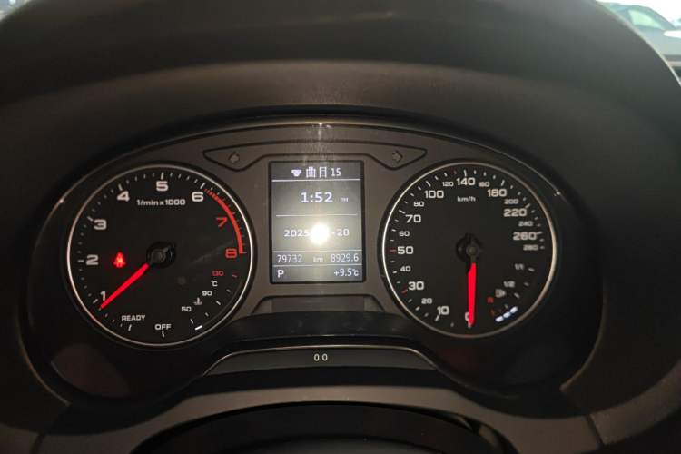 Used Audi A3 2016 Limousine 35 TFSI Ambition Edition Instrument Cluster