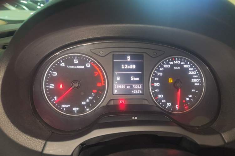 Used Audi A3 2016 Limousine 35 TFSI Ambition Edition Instrument Cluster