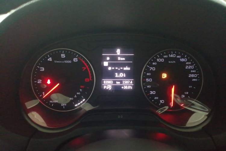 Used Audi A3 2016 Limousine 35 TFSI Ambition Edition Instrument Cluster