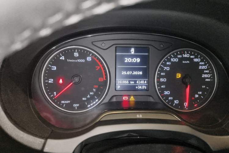 Used Audi A3 2016 Limousine 35 TFSI Prestige Edition Instrument Cluster
