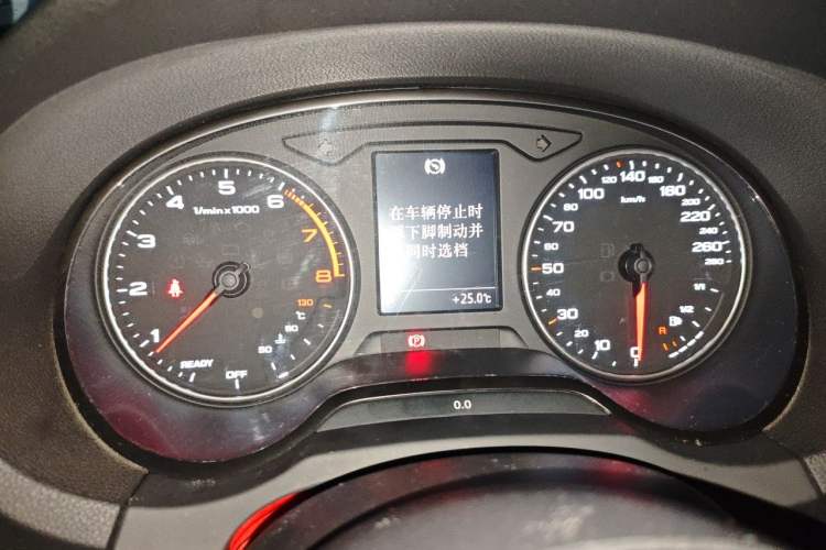 Used Audi A3 2016 Limousine 35 TFSI Ambition Edition Instrument Cluster