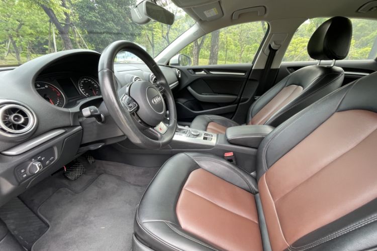 Used Audi A3 2016 Limousine 35 TFSI Ambition Edition Interior 1