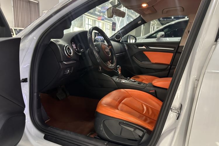 Used Audi A3 2016 Sportback 35 TFSI Ambition Edition Interior 1