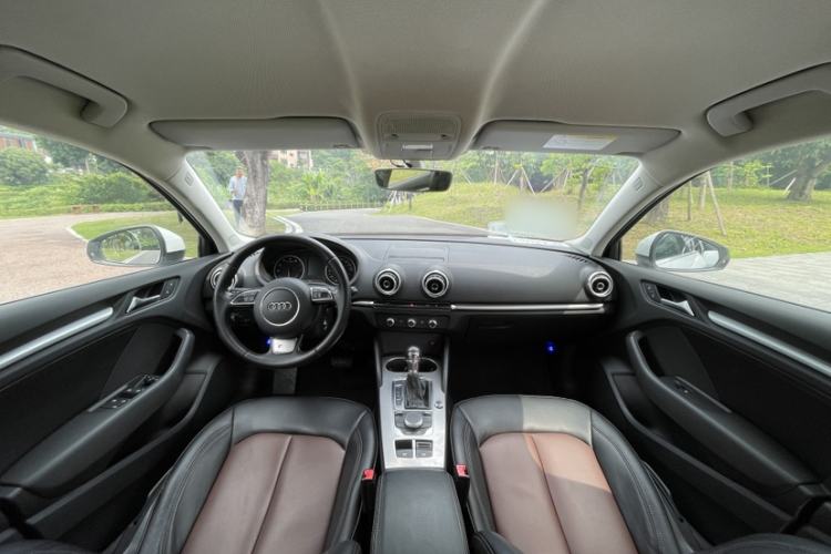 Used Audi A3 2016 Limousine 35 TFSI Ambition Edition Interior 2