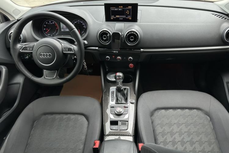 Used Audi A3 2016 Sportback 35 TFSI Ambition Edition Interior 2