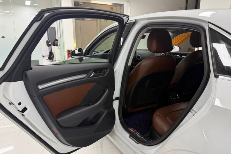 Used Audi A3 2016 Limousine 35 TFSI Prestige Edition Interior 2