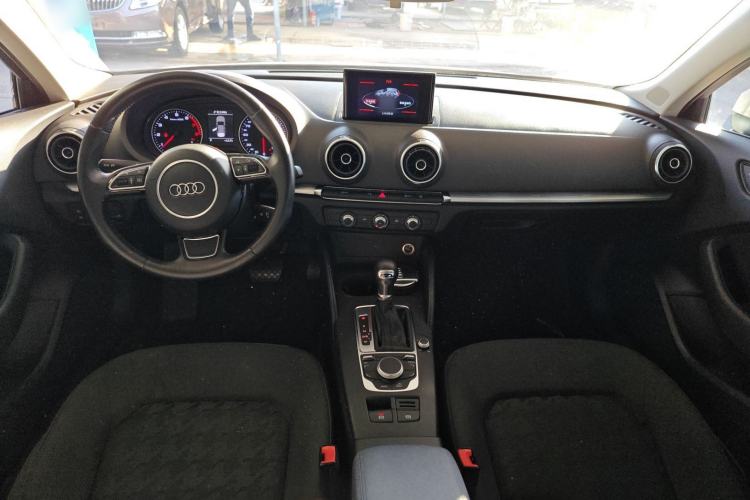 Used Audi A3 2016 Sportback 35 TFSI Ambition Interior 2