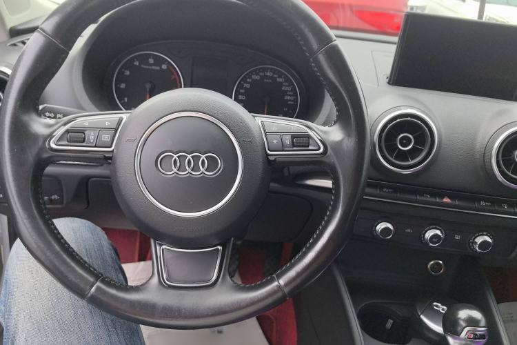 Used Audi A3 2016 Sportback 35 TFSI Ambition Interior 3
