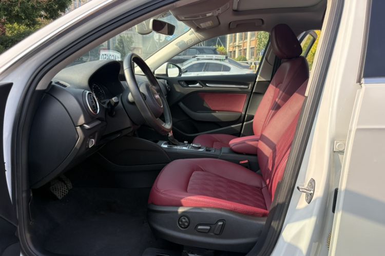 Used Audi A3 2016 Sportback 35 TFSI Ambition Interior 3