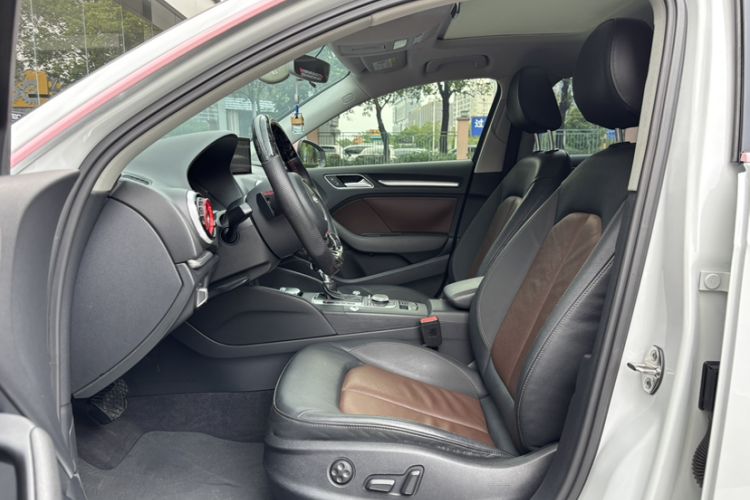 Used Audi A3 2016 Sportback 40 TFSI Style Edition Interior 4