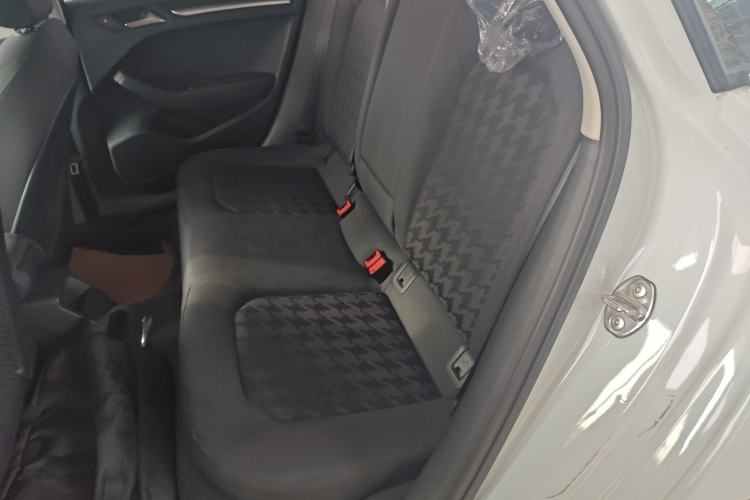 Used Audi A3 2016 Limousine 35 TFSI Ambition Edition Interior 4