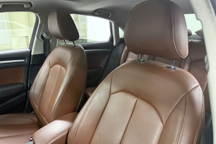 Used Audi A3 2016 Limousine 35 TFSI Prestige Edition Interior 9