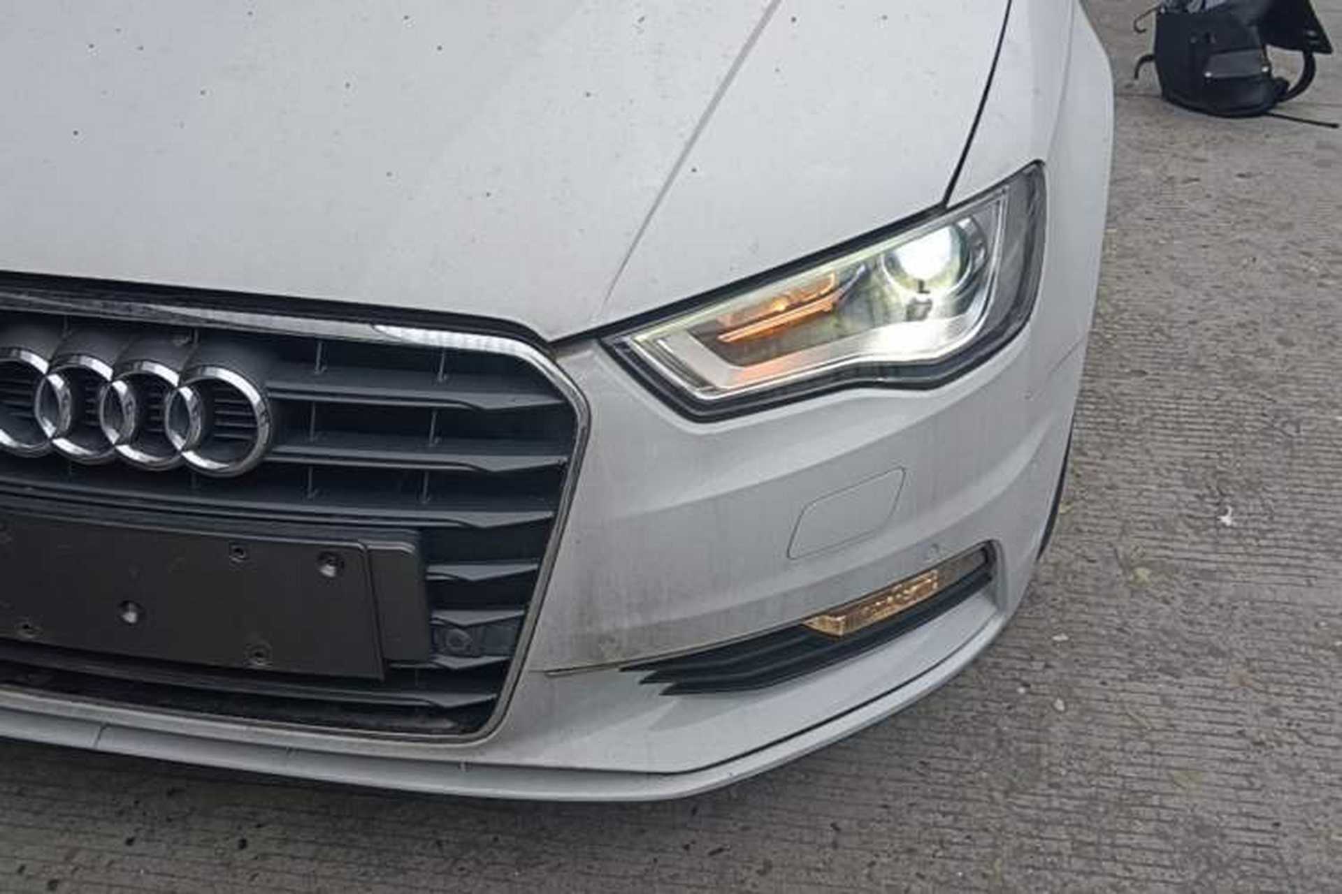 Used Audi A3 2016 Limousine 35 TFSI Style Edition Left Front Headlight