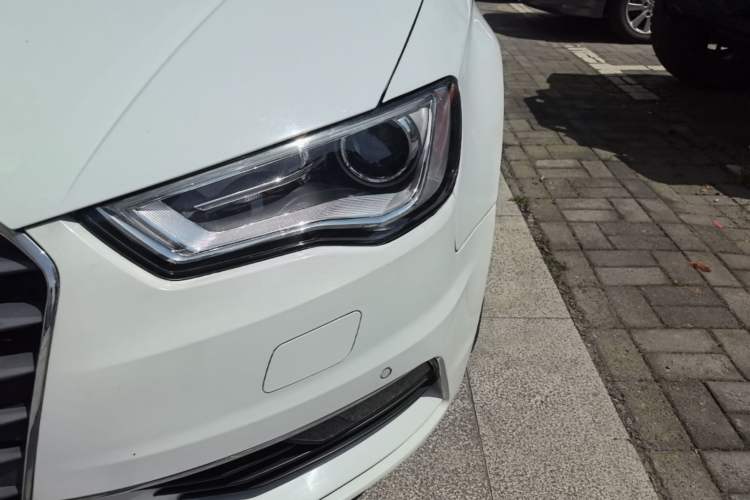 Used Audi A3 2016 Limousine 35 TFSI Prestige Edition Left Front Headlight
