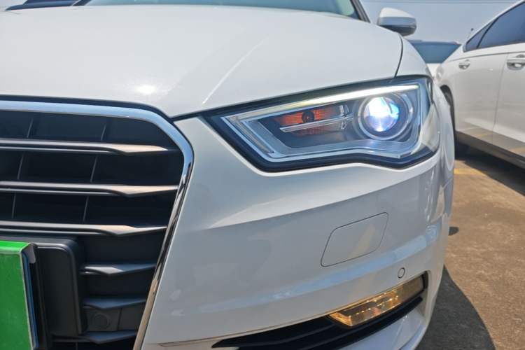 Used Audi A3 2016 Limousine 35 TFSI Style Edition Left Front Headlight