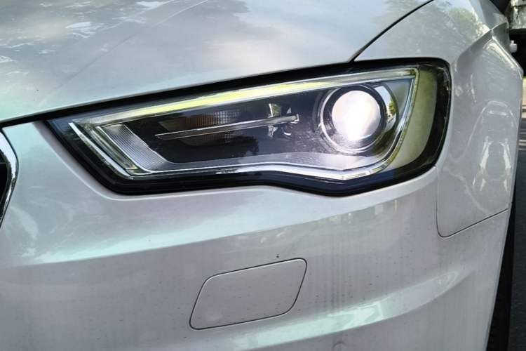 Used Audi A3 2016 Limousine 35 TFSI Style Edition Left Front Headlight