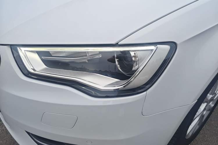 Used Audi A3 2016 Sportback 35 TFSI Ambition Left Front Headlight