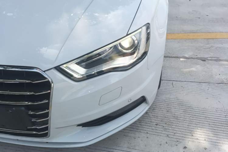 Used Audi A3 2016 Limousine 35 TFSI Style Edition Left Front Headlight