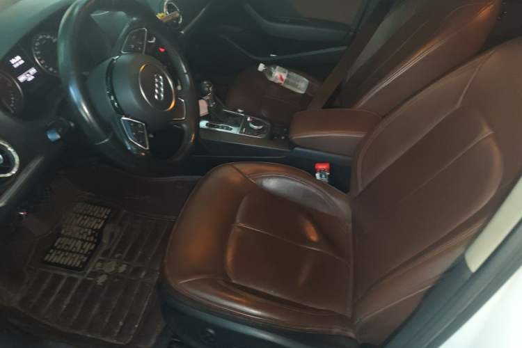 Used Audi A3 2016 Limousine 35 TFSI Prestige Edition Left Front Seat