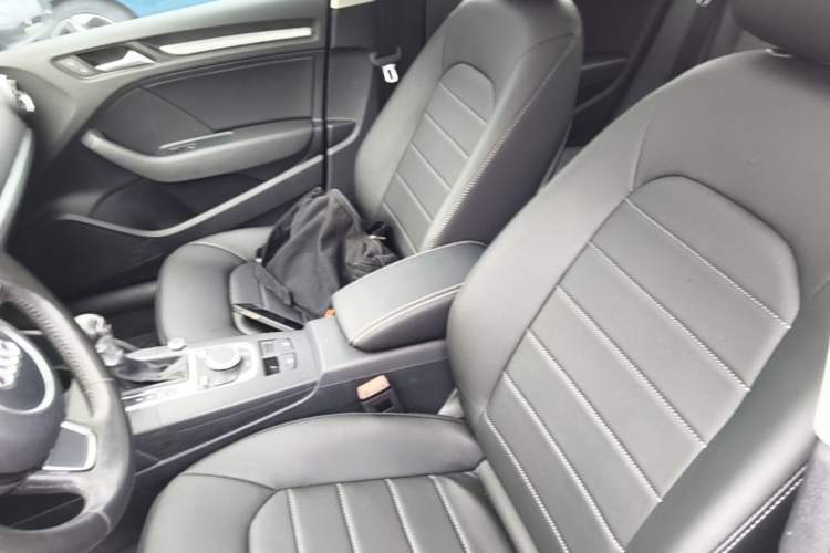 Used Audi A3 2016 Limousine 35 TFSI Prestige Edition Left Front Seat