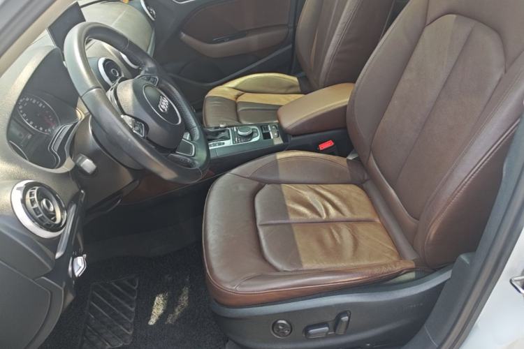 Used Audi A3 2016 Limousine 35 TFSI Style Edition Left Front Seat