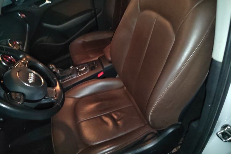 Used Audi A3 2016 Limousine 35 TFSI Prestige Edition Left Front Seat