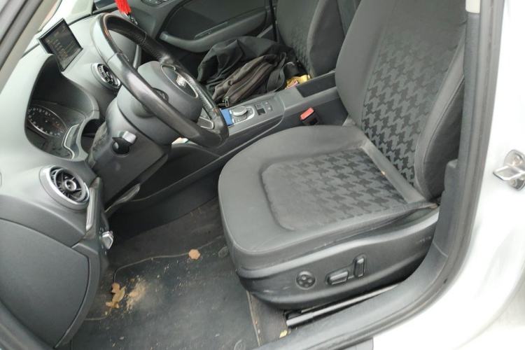 Used Audi A3 2016 Limousine 35 TFSI Prestige Edition Left Front Seat