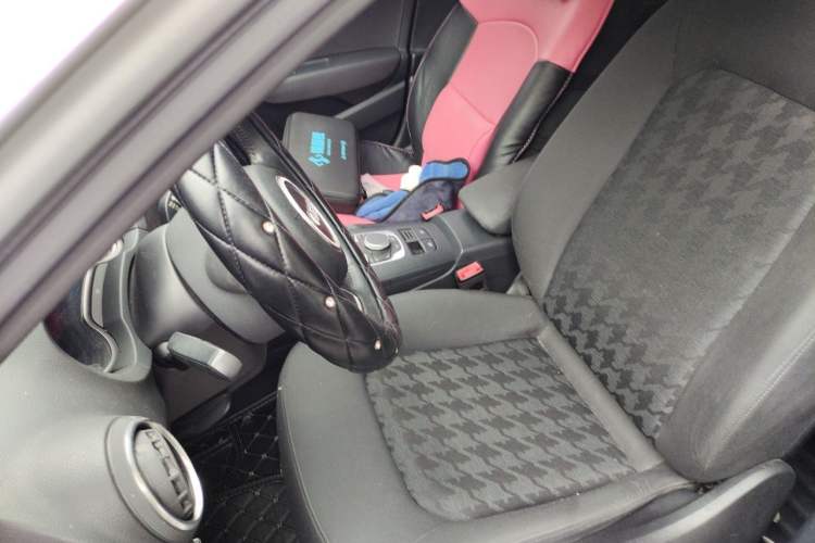 Used Audi A3 2016 Limousine 35 TFSI Prestige Edition Left Front Seat