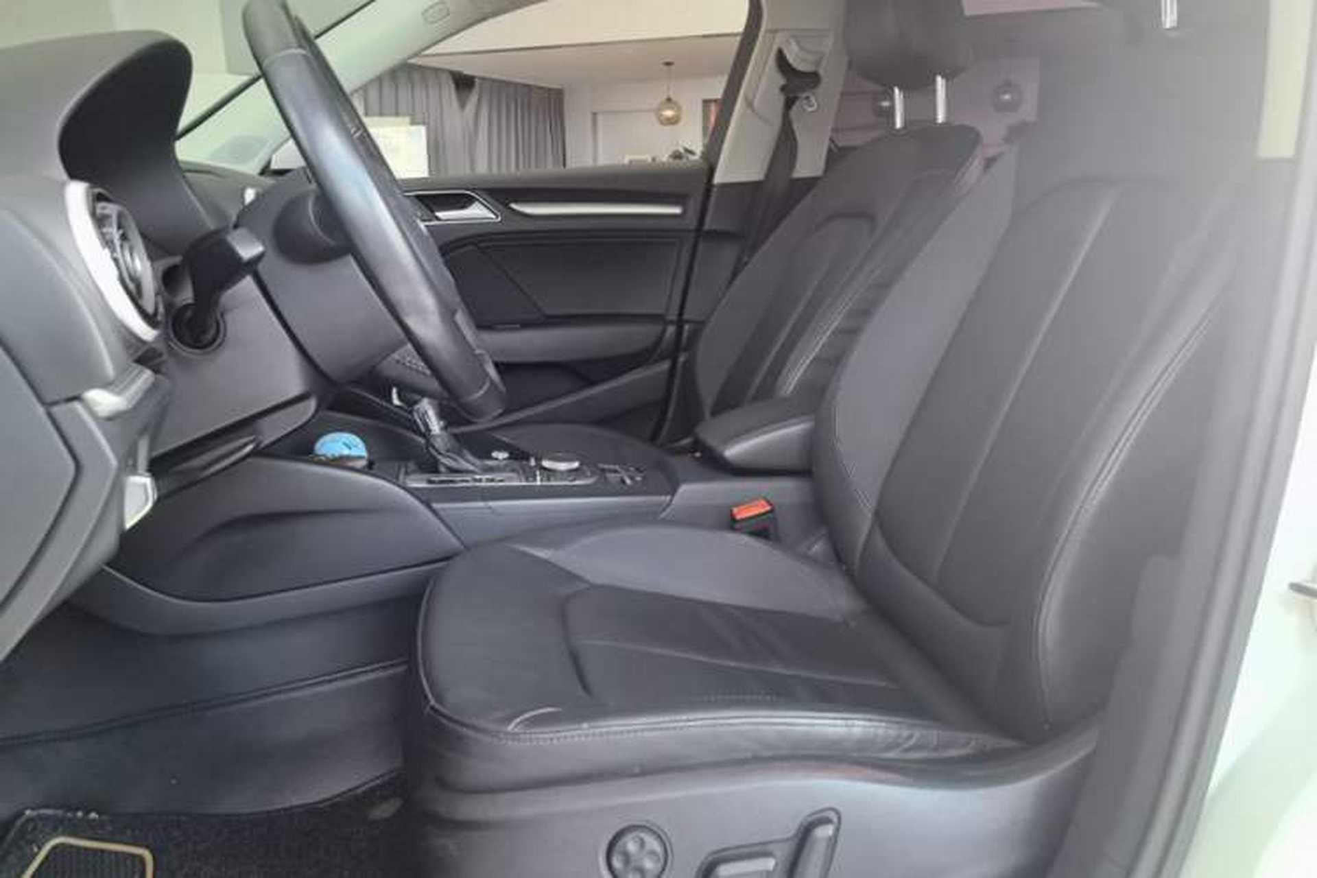 Used Audi A3 2016 Limousine 35 TFSI Style Edition Left Front Seat
