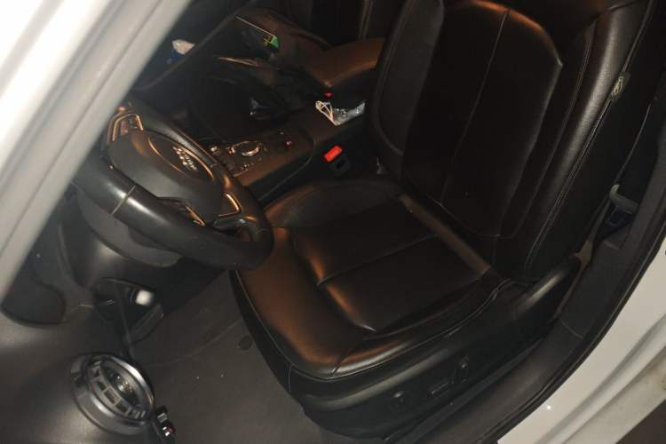 Used Audi A3 2016 Limousine 35 TFSI Prestige Edition Left Front Seat