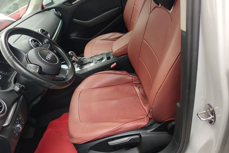 Used Audi A3 2016 Limousine 35 TFSI Ambition Edition Left Front Seat