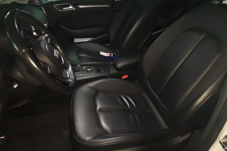 Used Audi A3 2016 Limousine 35 TFSI Style Edition Left Front Seat
