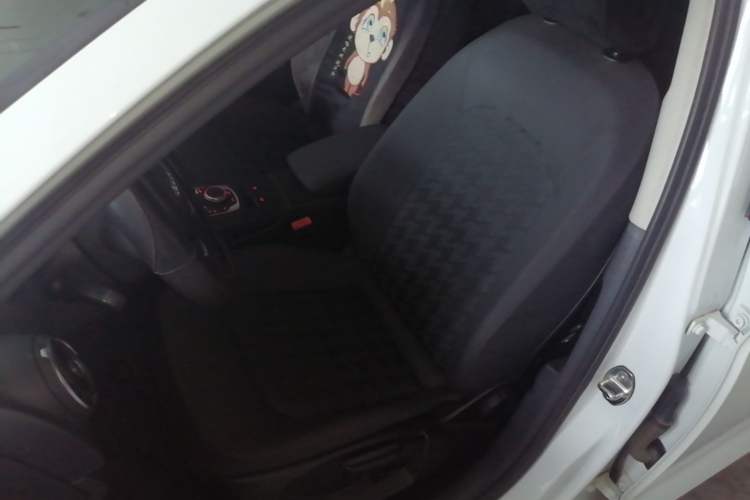 Used Audi A3 2016 Limousine 35 TFSI Ambition Edition Left Front Seat