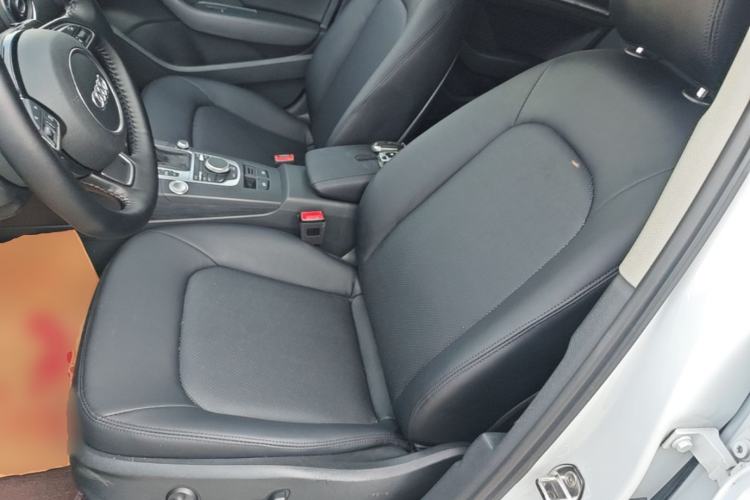 Used Audi A3 2016 Limousine 35 TFSI Prestige Edition Left Front Seat