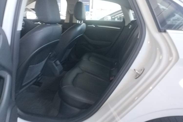 Used Audi A3 2016 Limousine 35 TFSI Prestige Edition Left Rear Seat