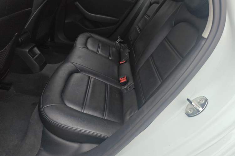 Used Audi A3 2016 Limousine 35 TFSI Prestige Edition Left Rear Seat