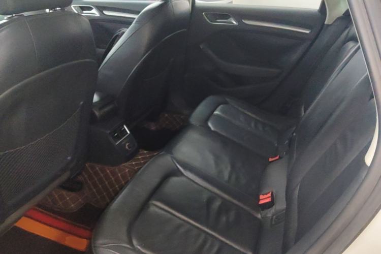 Used Audi A3 2016 Limousine 35 TFSI Style Edition Left Rear Seat