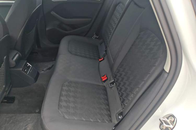 Used Audi A3 2016 Limousine 35 TFSI Prestige Edition Left Rear Seat