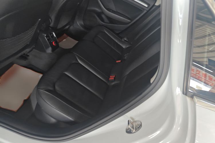 Used Audi A3 2016 Limousine 35 TFSI Style Edition Left Rear Seat