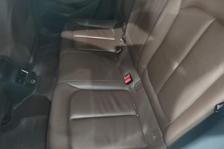 Used Audi A3 2016 Limousine 35 TFSI Style Edition Left Rear Seat