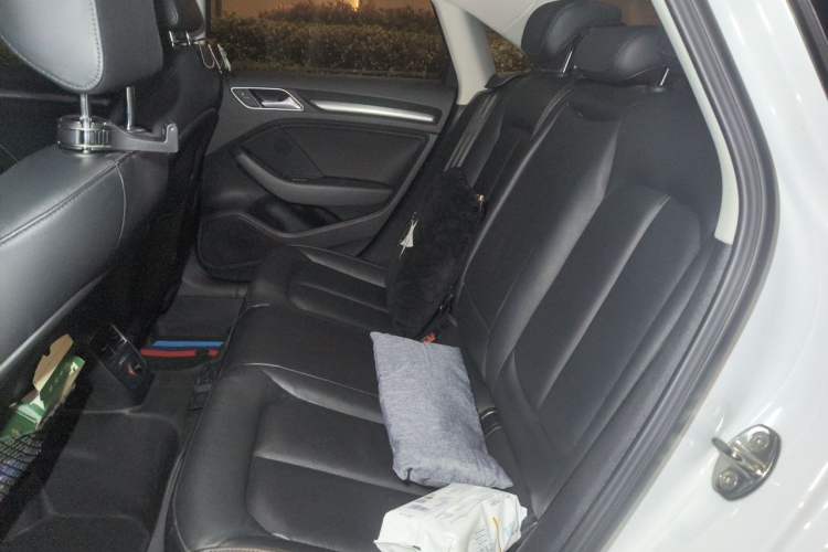 Used Audi A3 2016 Limousine 35 TFSI Style Edition Left Rear Seat