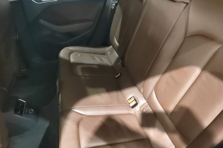 Used Audi A3 2016 Limousine 35 TFSI Style Edition Left Rear Seat
