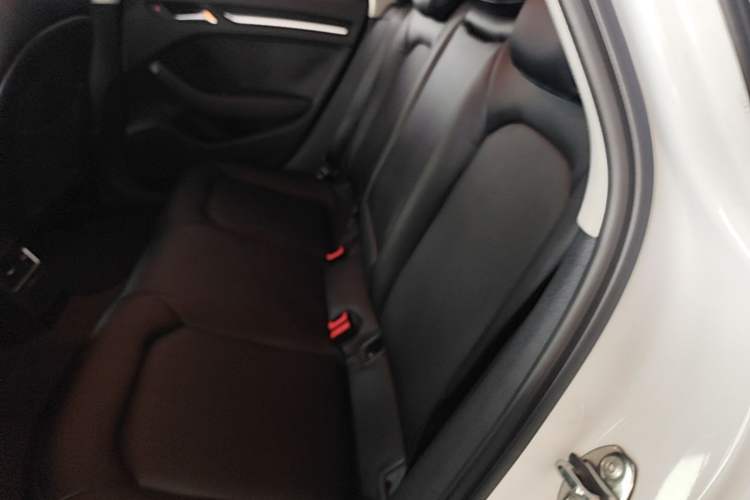 Used Audi A3 2016 Limousine 35 TFSI Ambition Edition Left Rear Seat