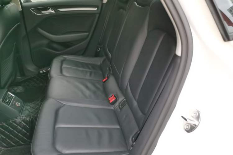 Used Audi A3 2016 Limousine 35 TFSI Style Edition Left Rear Seat