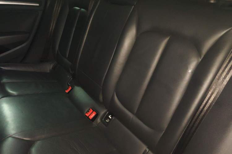 Used Audi A3 2016 Limousine 35 TFSI Style Edition Left Rear Seat