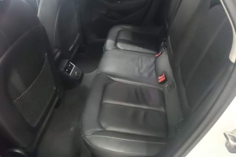 Used Audi A3 2016 Limousine 35 TFSI Style Edition Left Rear Seat