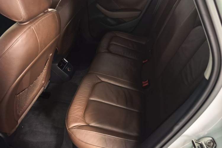 Used Audi A3 2016 Limousine 35 TFSI Style Edition Left Rear Seat